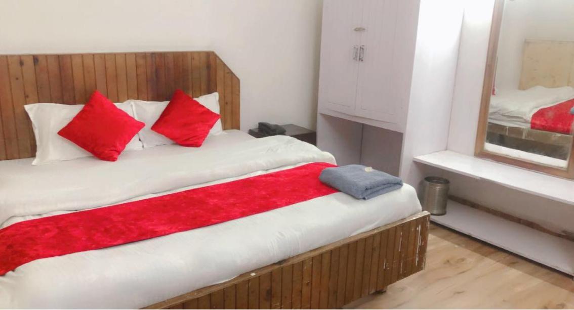 Hotel Hadimba Palace - Near Mall Road 마날리 외부 사진